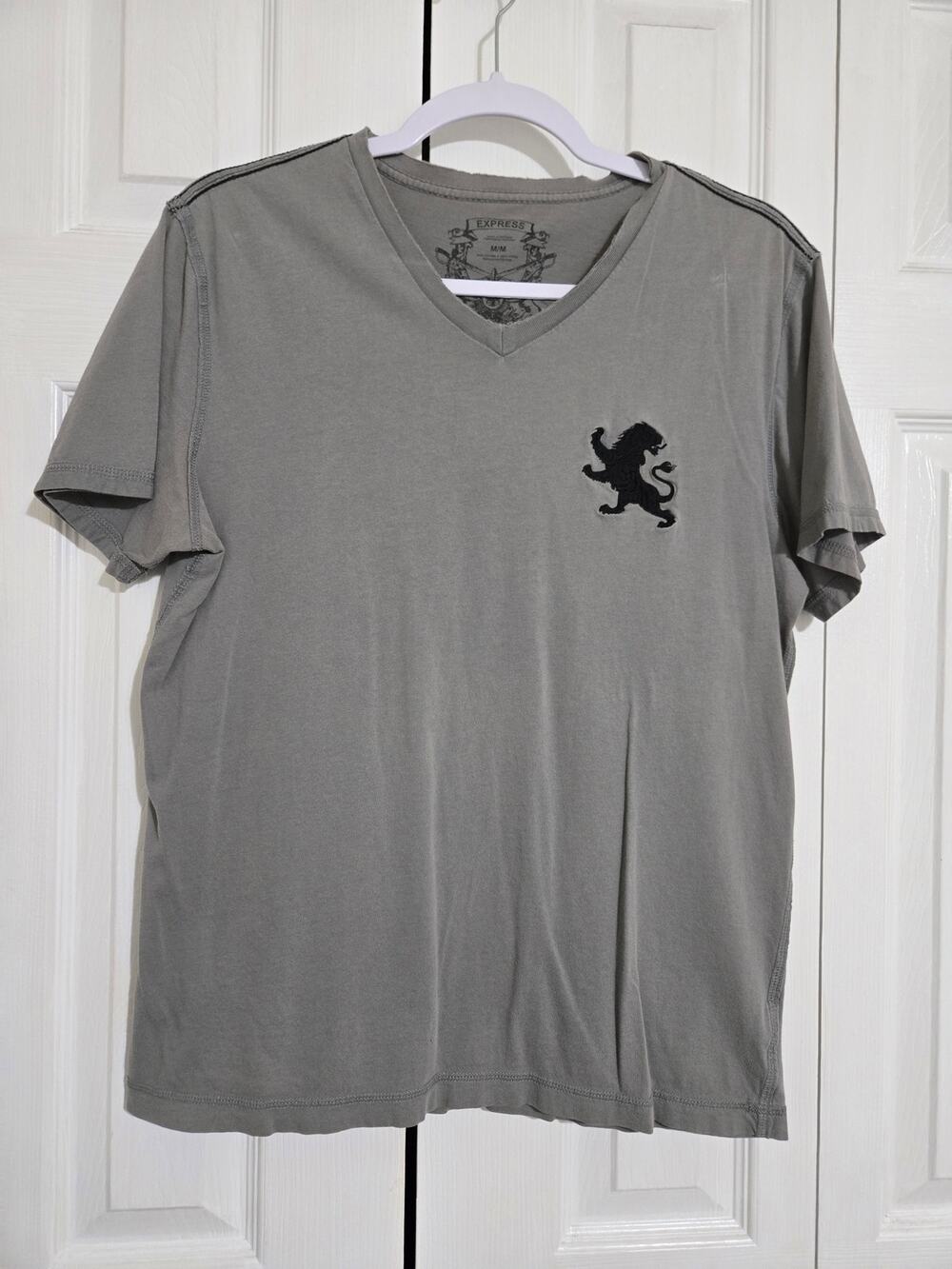 Express medium men's gray v neck tshirt